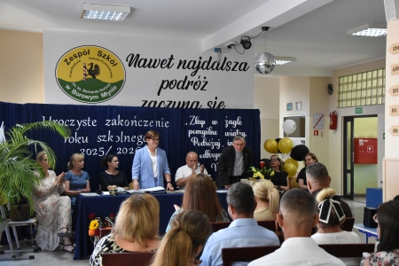 Uroczyste zakończenie roku szkolnego klas VII–VIII.